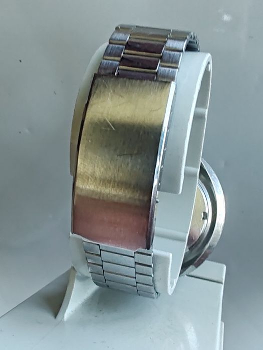 Ceas Seiko 5 Sports UFO 43 mm Funcționează excelent!