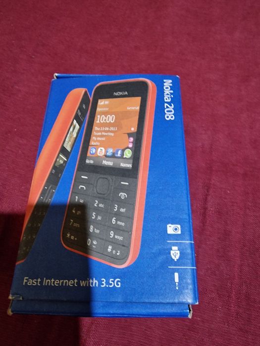 Telefon nokia cu incarcator