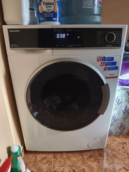 Пералня Sharp 1400 обр.