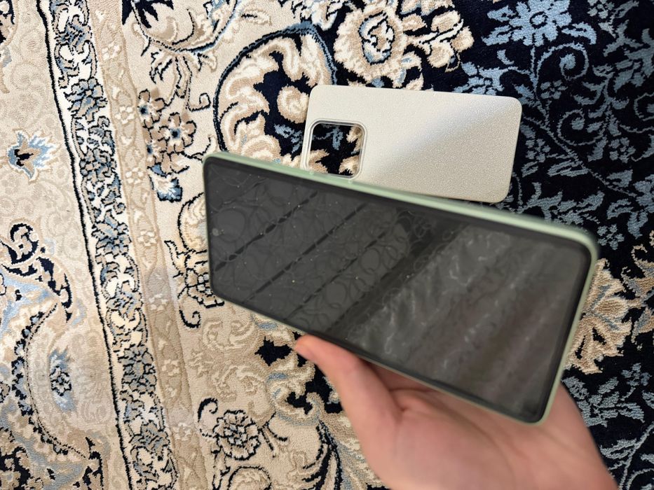 Телефон Redmi Note 13