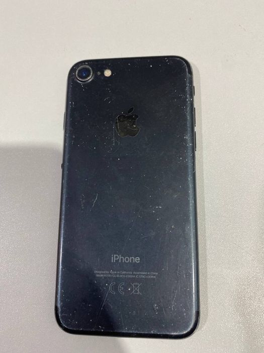 Продам iphone 7