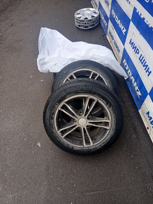 Продам Диски с резиной