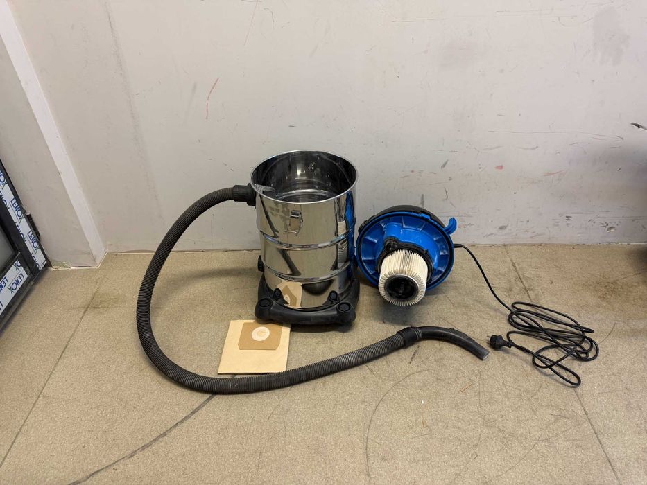 Прахосмукачка за сухо и мокро 1300W 30L RDP-WC04 / RD-WC07