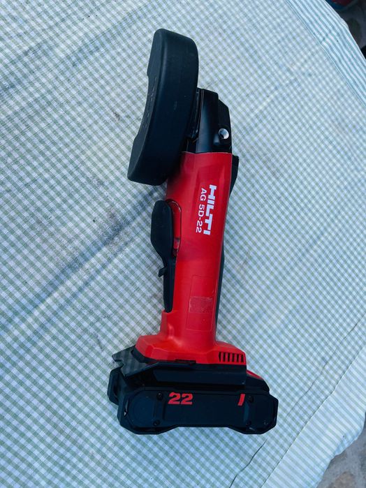 HILTI AG5D-22 ъглошлайф