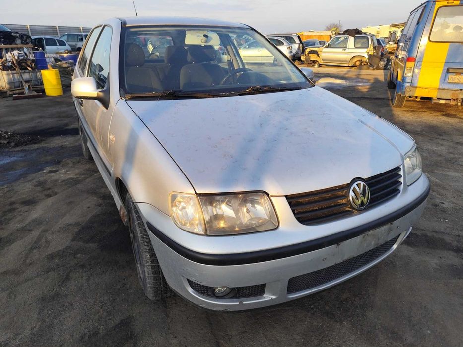 VW Polo 1.9SDI - 64к.с - 2001г. на части