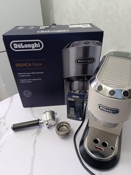 Кофемашина делонжи рожковый