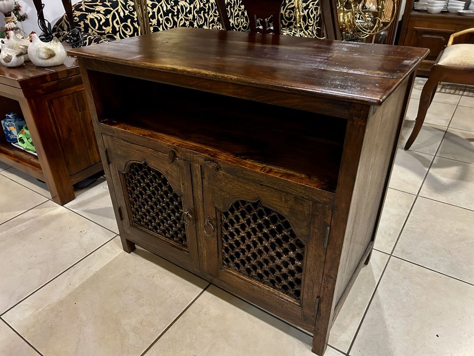 Масивен шкаф Холандия