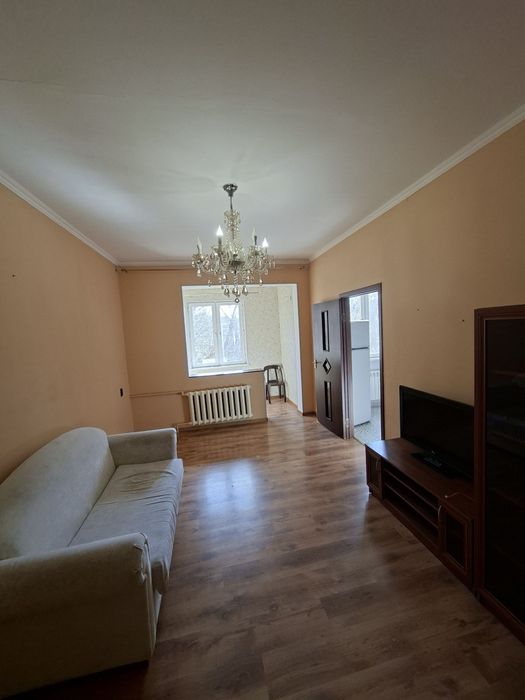 1xonali kvartira holati o'rtacha ! Chilonzor-11