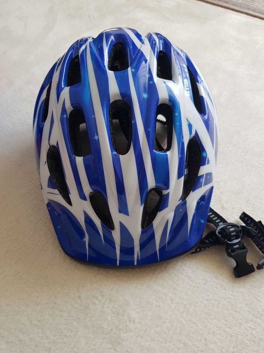 Casca albastra marimea 6-8 ani