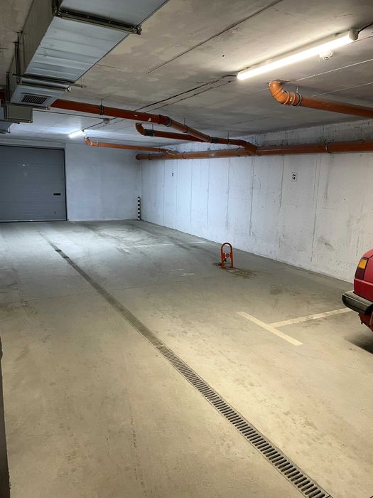 Продават се паркоместа №14 и №15 в подземен паркинг – Lea Residence, ул. „Проф. Стоян Киркович“