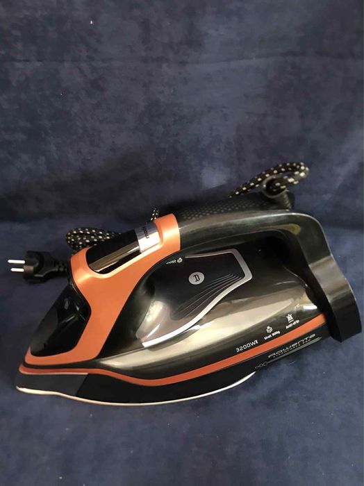 Парна ютия Rowenta Steamforce Pro 3200W