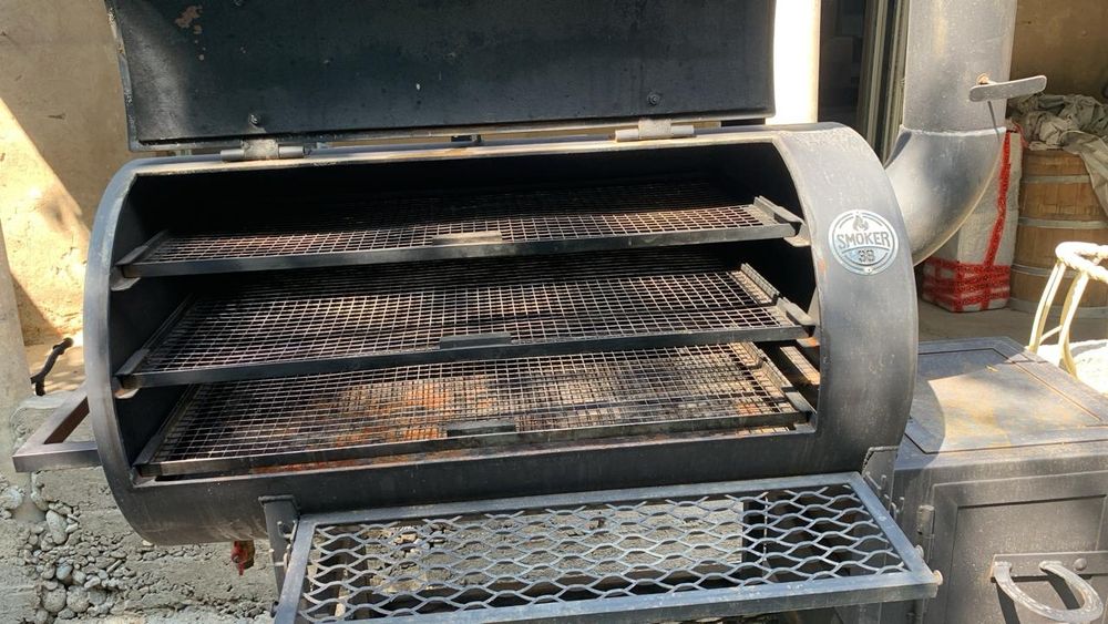 BBQ смокер на дровах, ручная работа