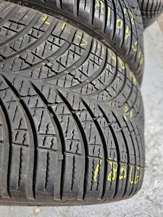 215 40 18 m+s goodyear allseason