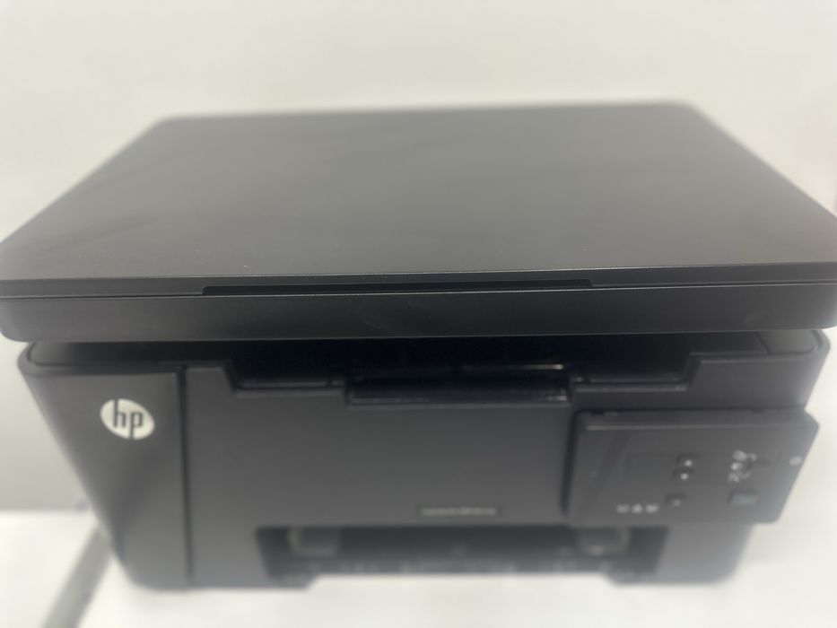 HP LaserJet Pro MFP M125a 3в1 — принтер, сканер, копир