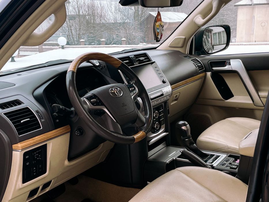 Toyota Land Cruiser de vânzare