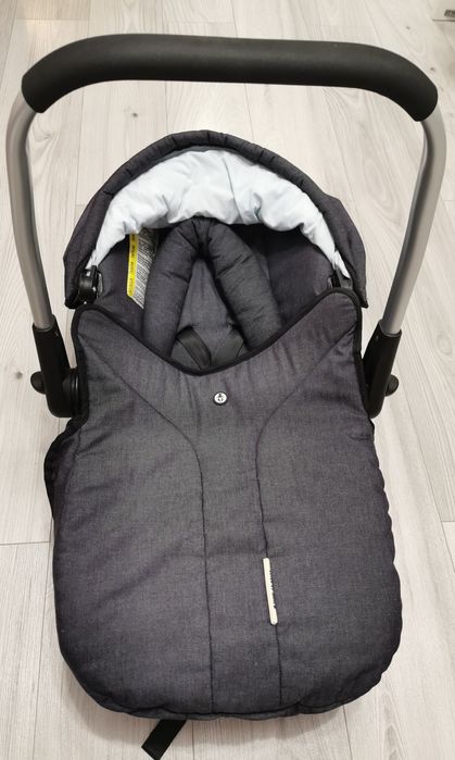 Бебешко Детско Кошче за кола Mutsy EVO