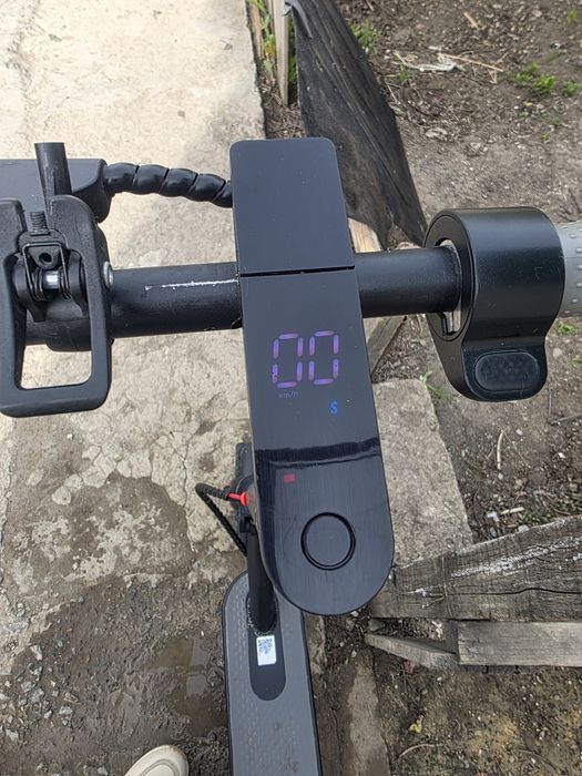 Продам электросамокат 50000тг