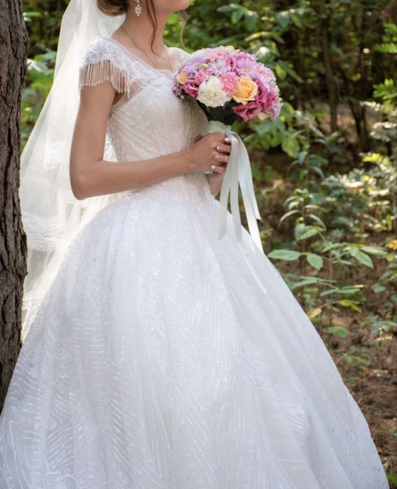 Продам свадебное платье