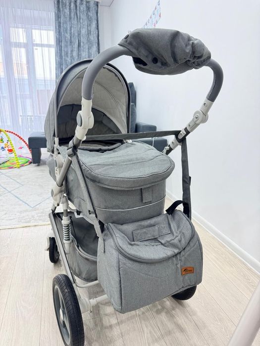 Детская коляска в хорошем состоянии