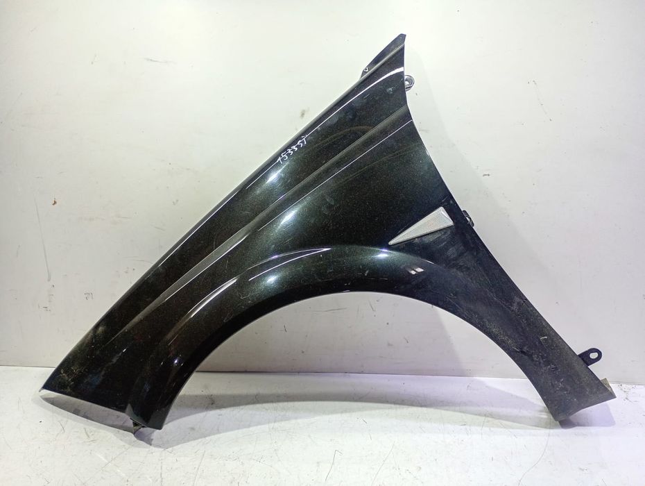 Aripa stanga fata Renault Megane 2 (2002 - 2006) 1.9 dci F9Q804