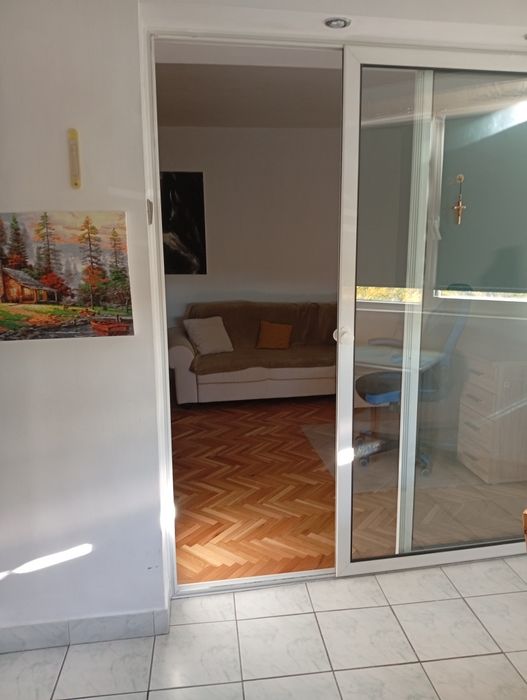Închiriere apt tip D , două camere