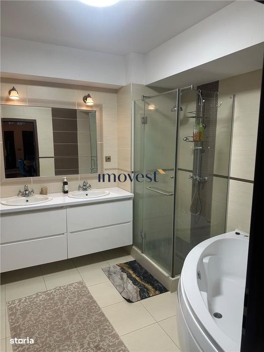 De inchiriat: Apartament cu 3 camere in zona Centrala