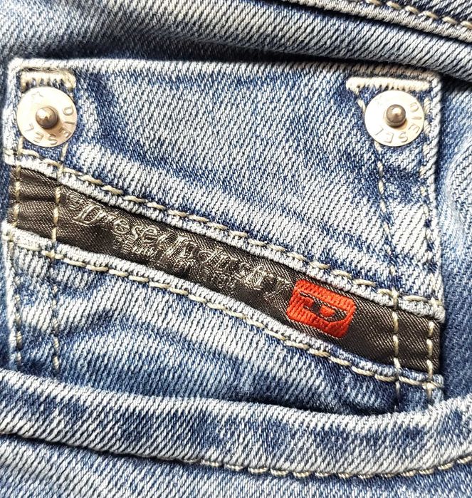 Нови оригинални мъжки дънки DIESEL