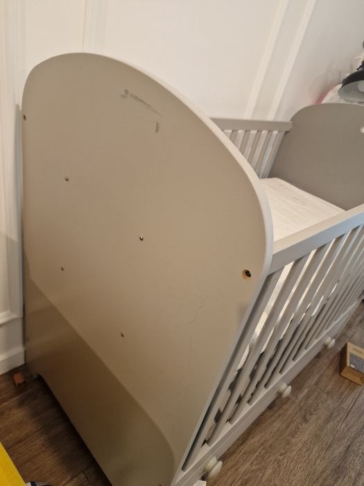 Patut bebe/ cppii pana in 4-5 ani