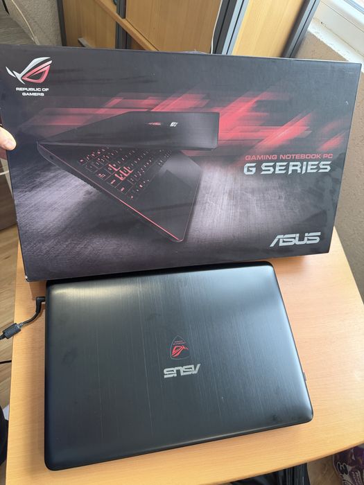 Геймърски ASUS ROG с 2TB