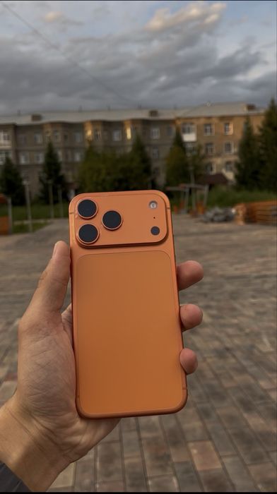 Продам Iphone 17 Pro Max 1024Gb