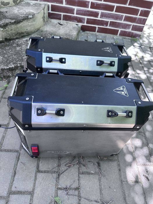 Set sidecase Triumph Tiger coburi genti laterale aluminiu