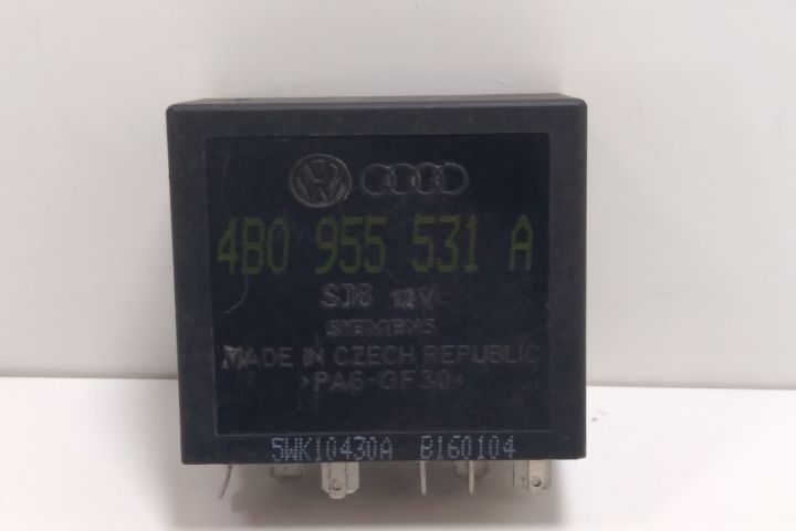 Releu 377 temporizator stergator 4B0955531A Skoda Octavia prima gener