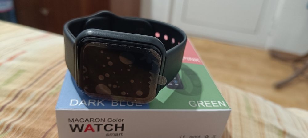 Смарт часовник(гривна)