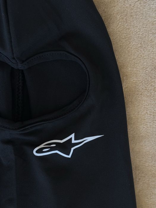 Cagula neagra de moto
