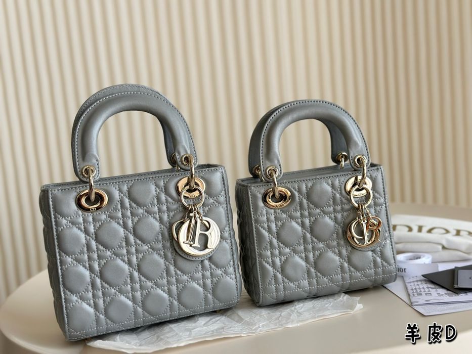 Geanta Christian Dior Bucuresti Sectorul 1 • OLX.ro