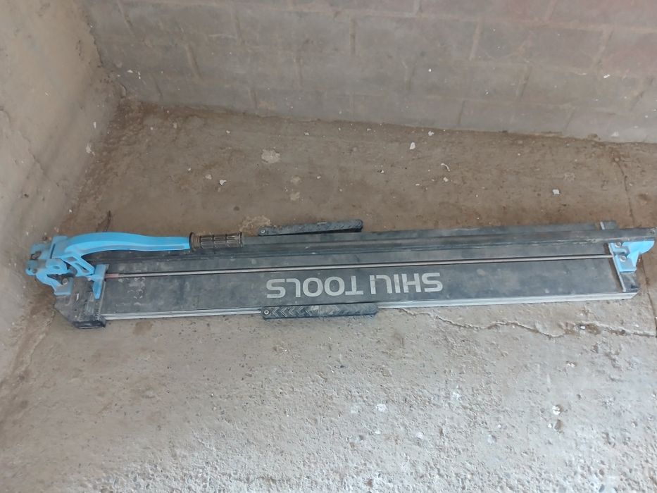 Кафельерезка сатылады