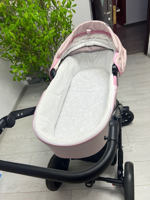 Vând cărucior copii krausman 3in1, roz pal