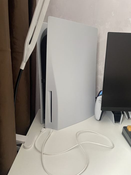 продам playstation 5 FAT