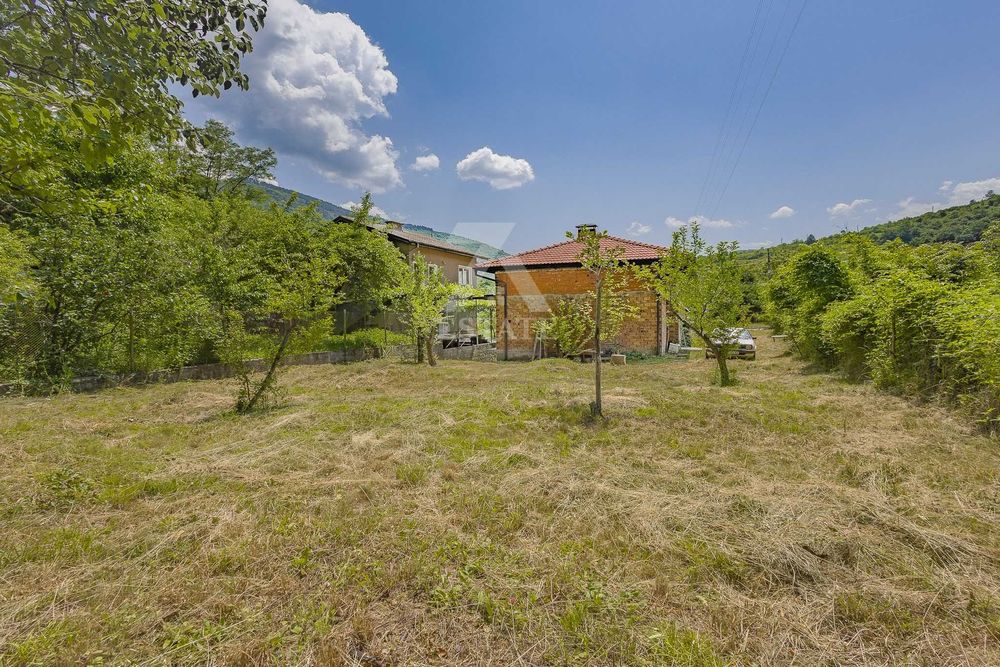 Продава се Къща в с. Бов, Област София-област - 150 кв.м за 654 €/кв.м - Снимка #1