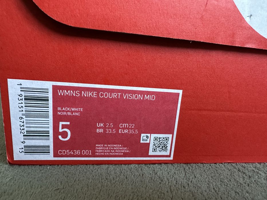 Nike court vision маратонки