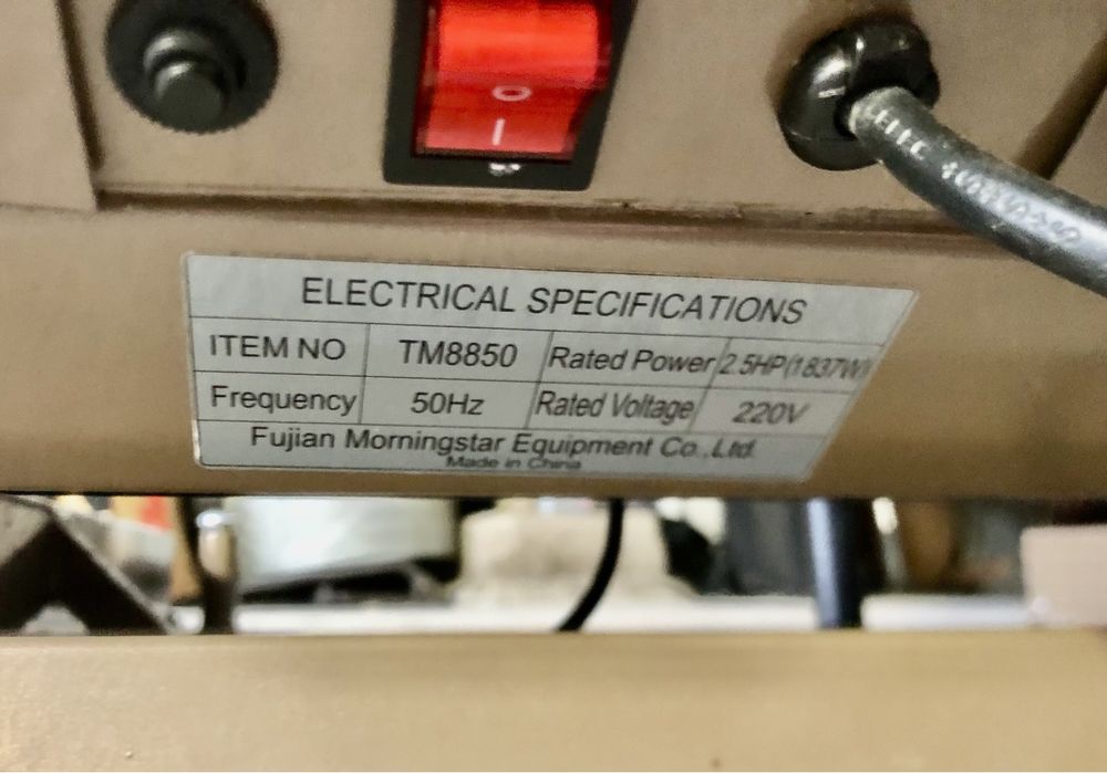 Vând bandă de alergat electrică