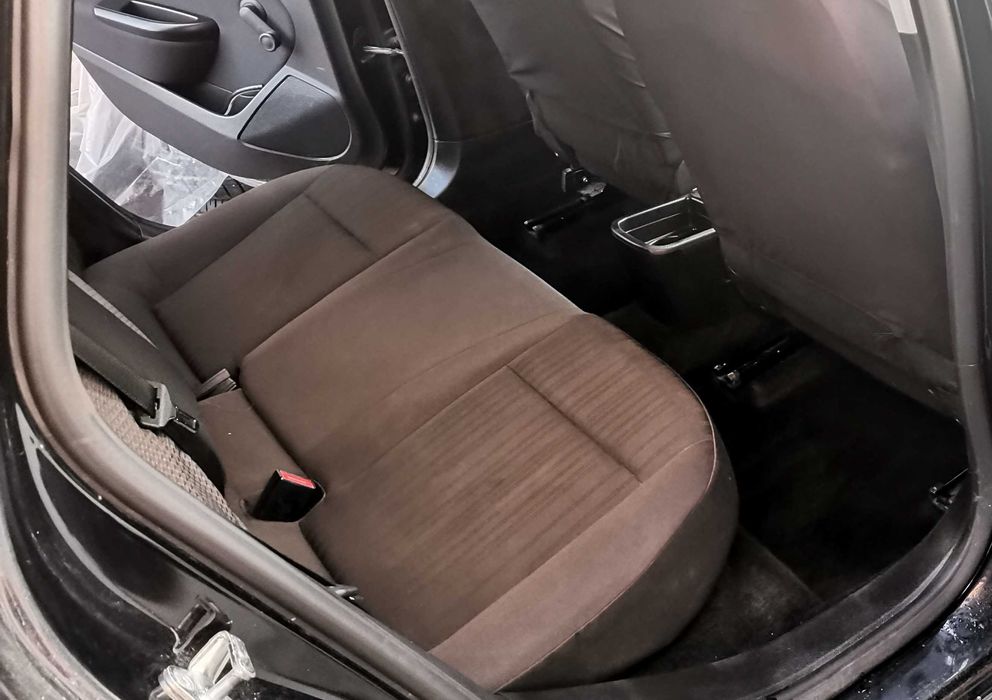 Vand Opel Astra J 1.6 benzina 2011, mașina personală