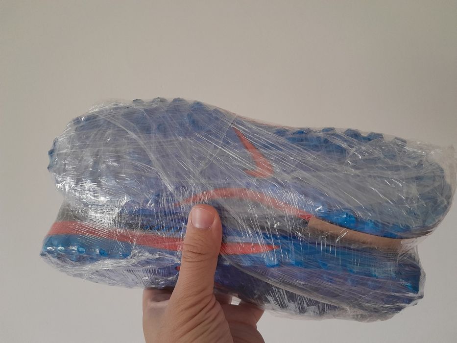 Nike новые сороконожки 43размер