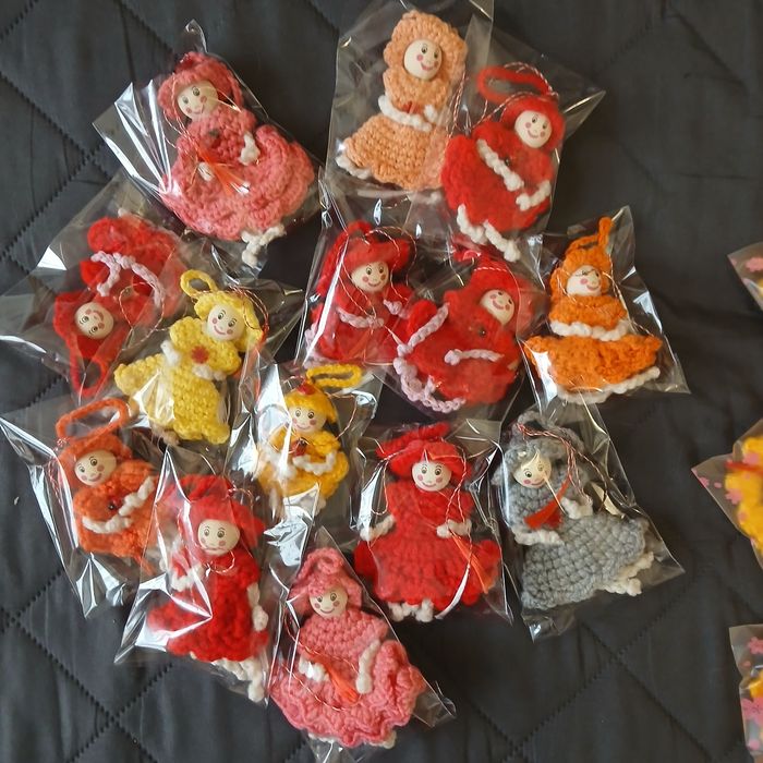 Mărțișoare croșetate