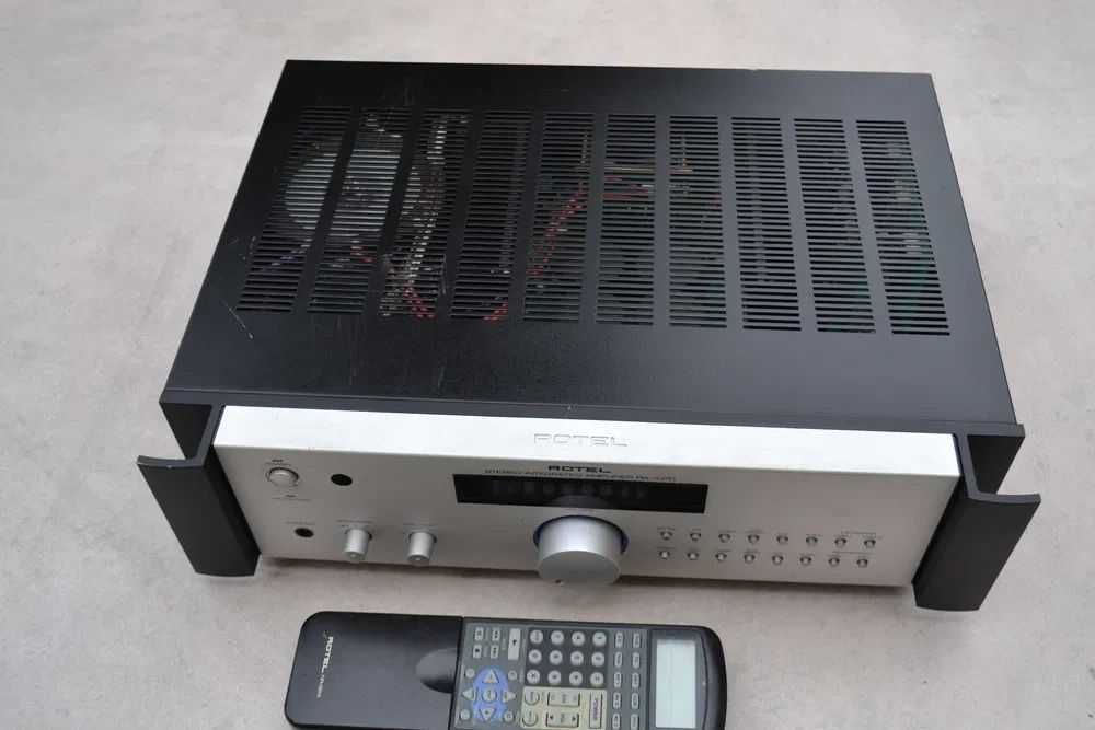 Amplificator Rotel RA 1070 cu Telecomanda