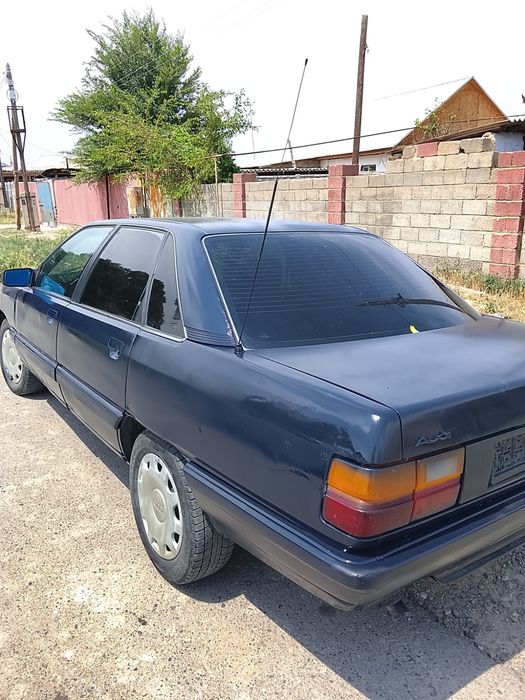 Срочно продам Ауди100