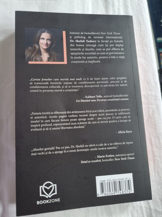 Carte Dr. Shefali Cartea femeilor care merita mai mult