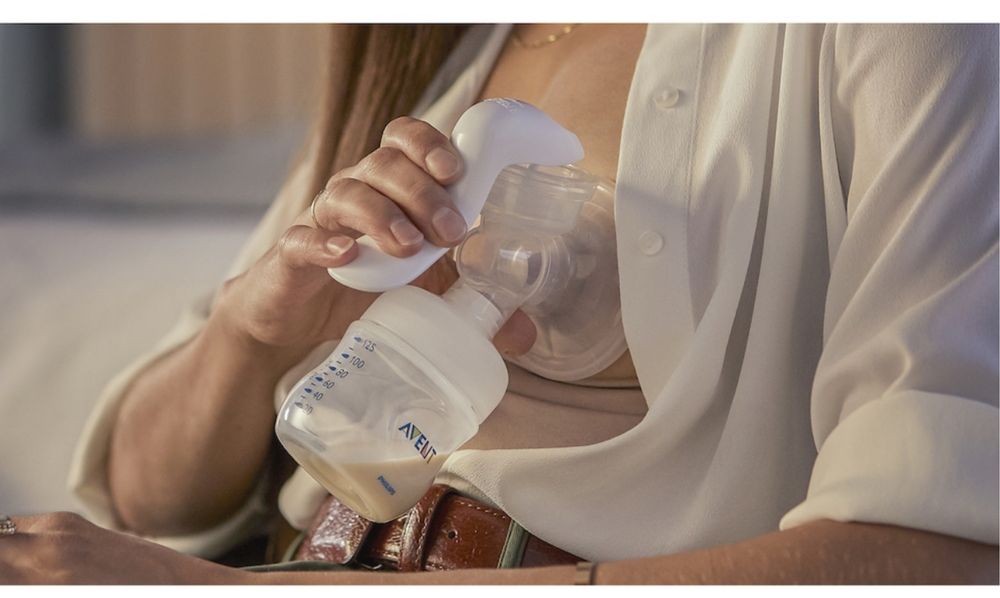 NOU Set cu pompa manuala san Philips-AVENT SCF430/16