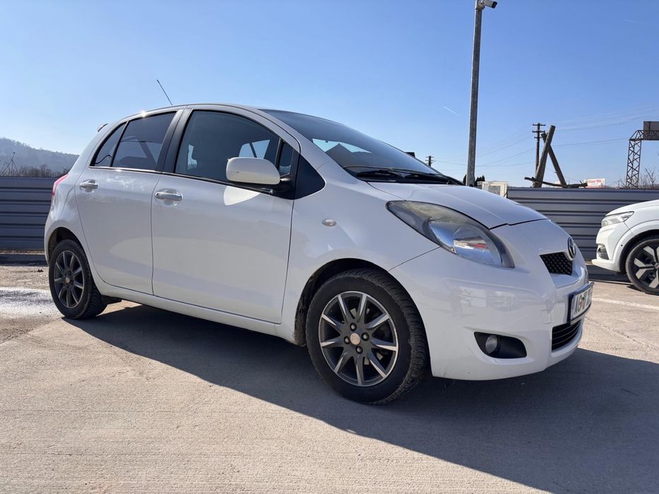 TOYOTA Yaris 2010 — imagine 11
