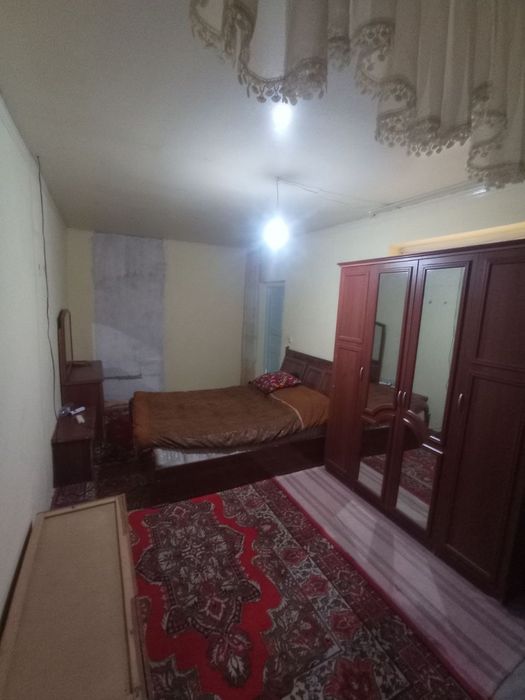 Quvasoy, Qizil askar, Olmabog' ko'chada 16 sotix